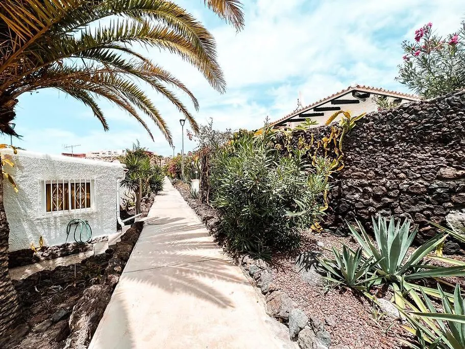 Ferienwohnung Charming Spanish Style Bungalow, Bbq,Wf,Terrace Mir09 Costa Adeje  Apartment Costa Adeje (Tenerife)
